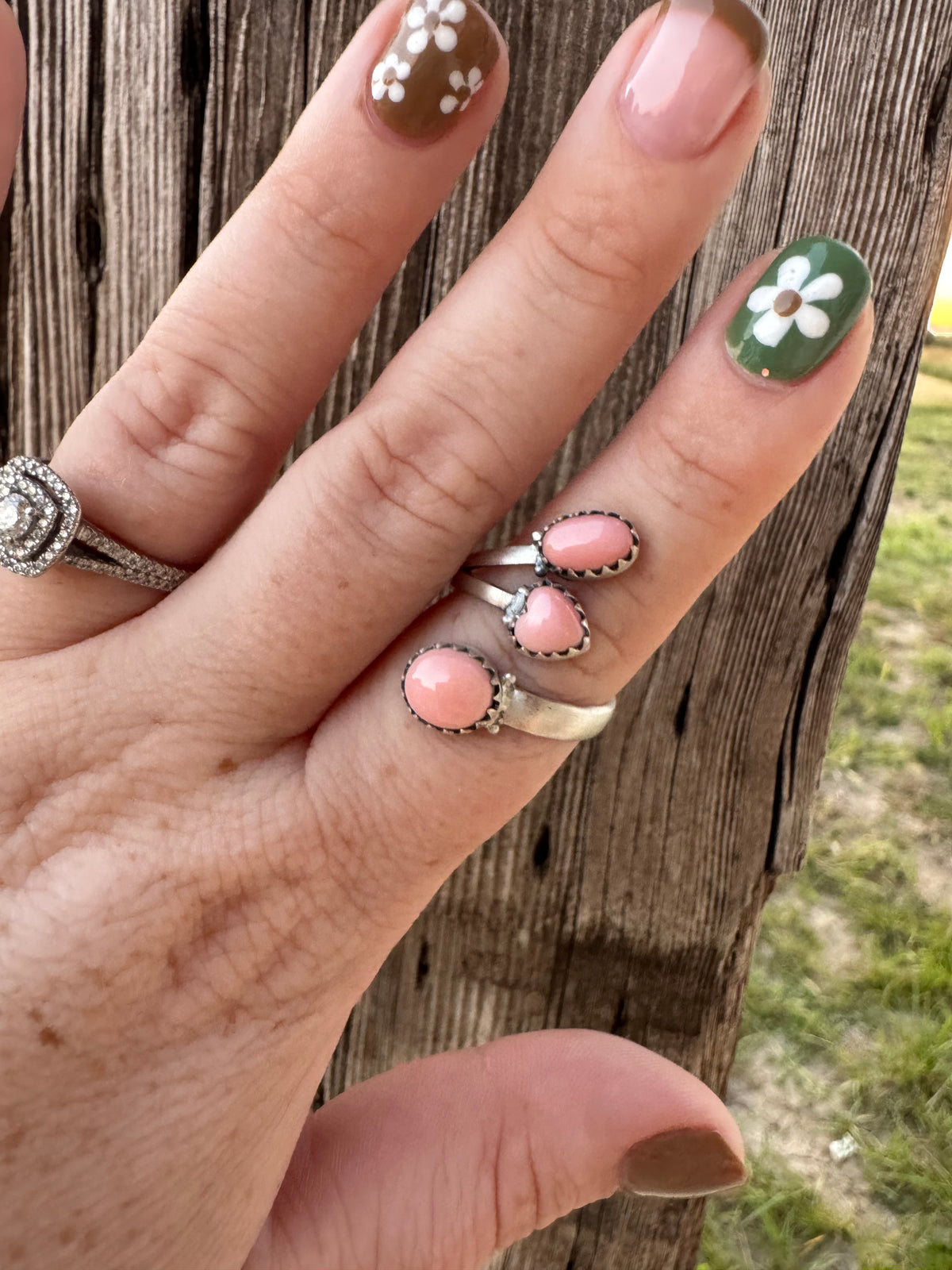 3 Stone Pink Conch Ring -Adjustable