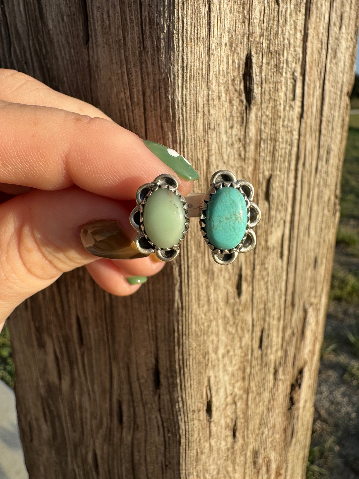 Paloma & Kingman 2 Stone Flower Ring -Adjustable