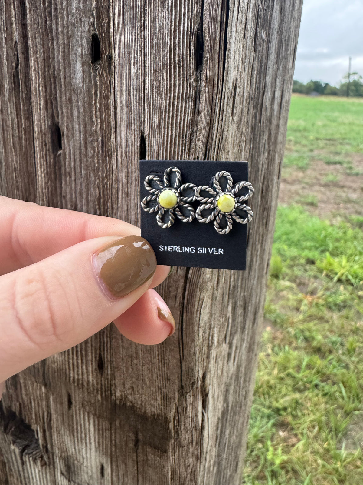 Palomino Flower Studs