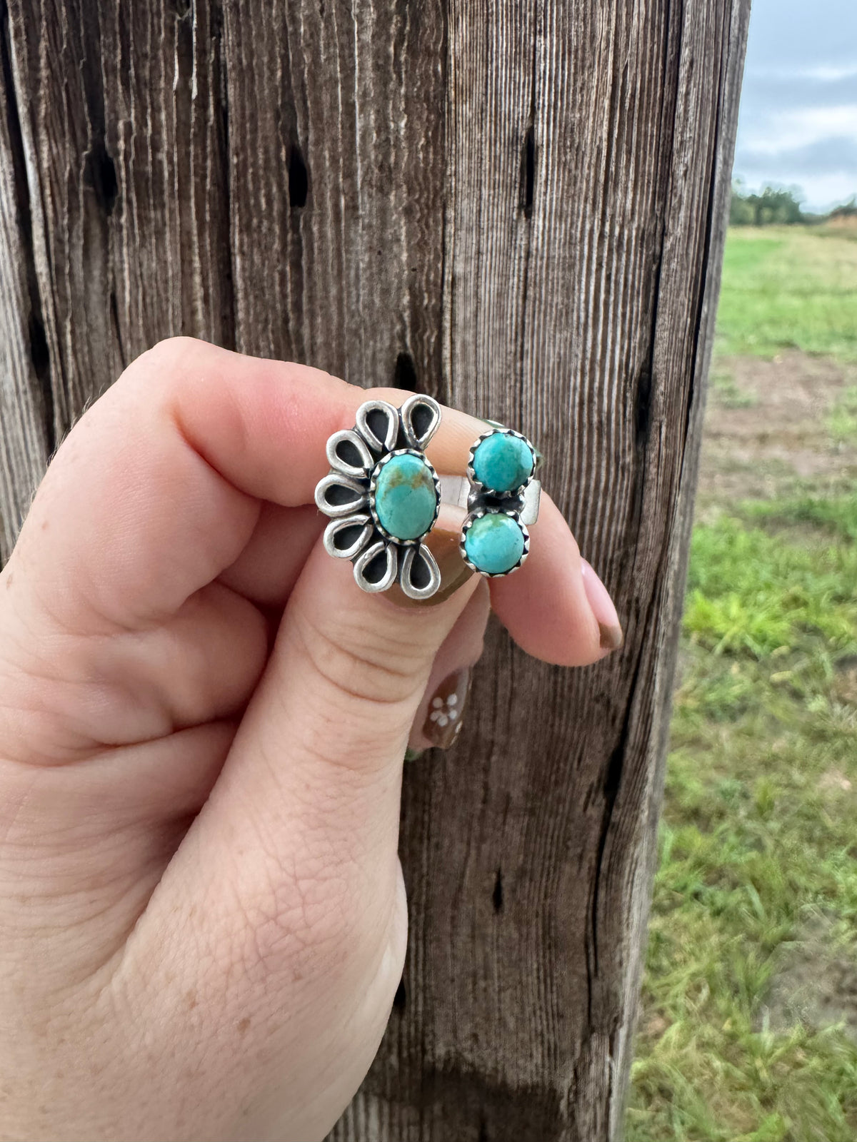 Kingman Half Flower Ring -Adjustable