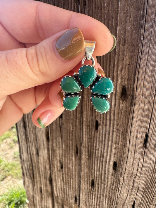 Naja Pendant