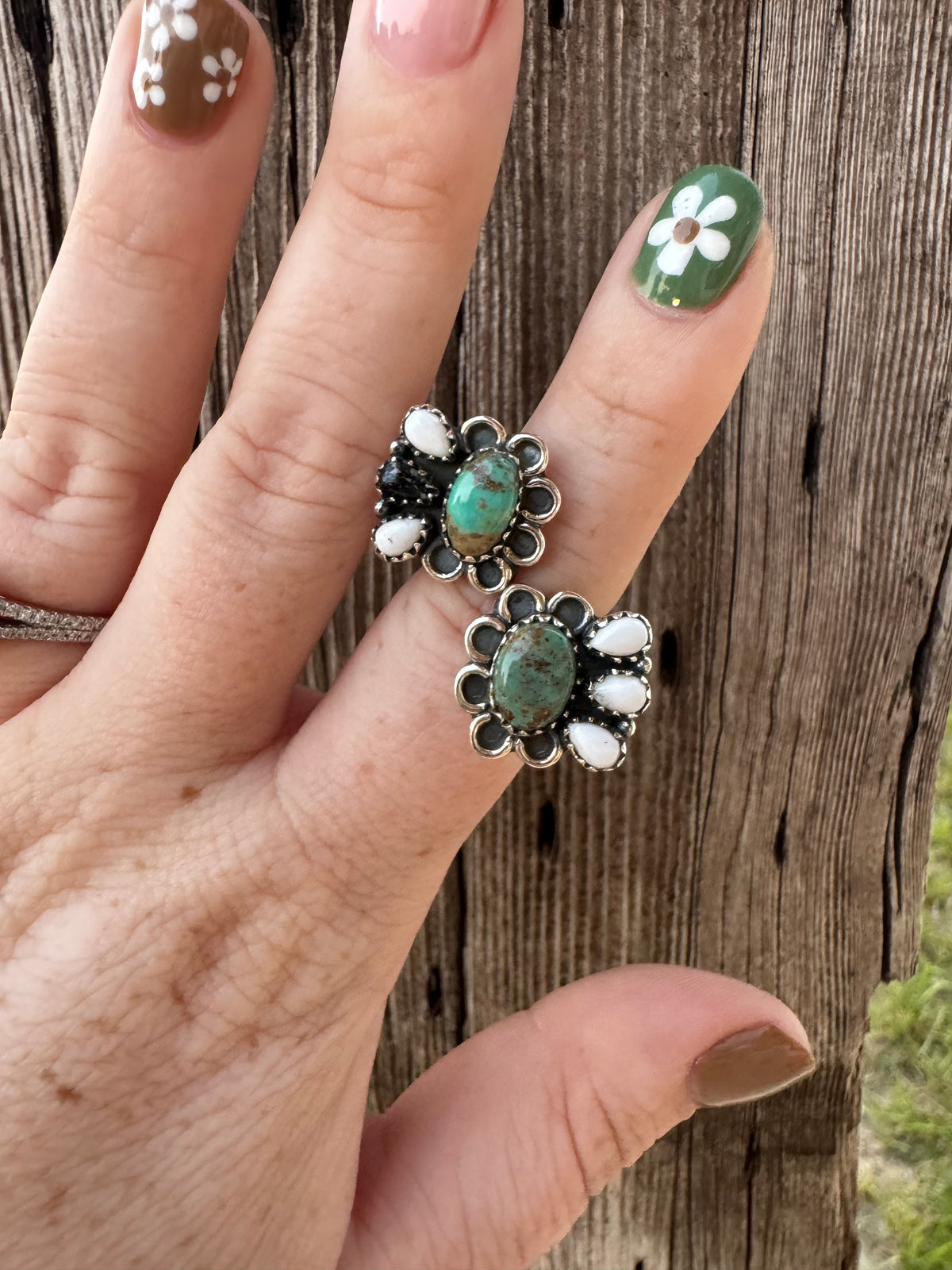 Flower Ring -Adjustable