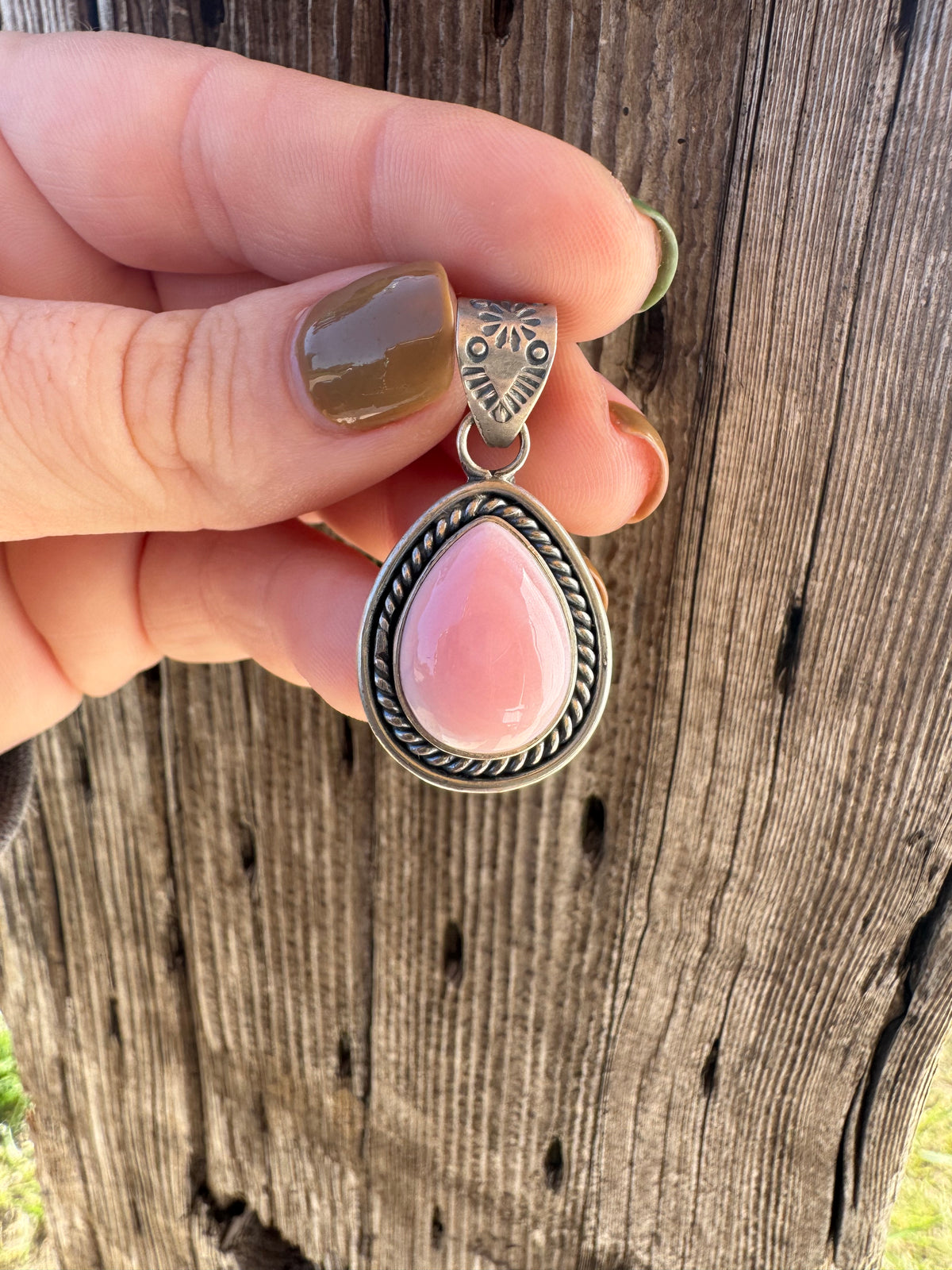 Pink Conch Pendant