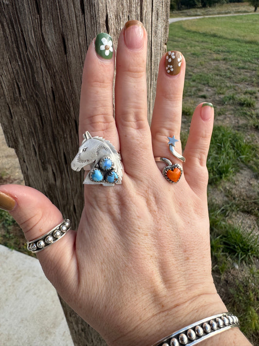Horse Adjustable Golden Hills Ring