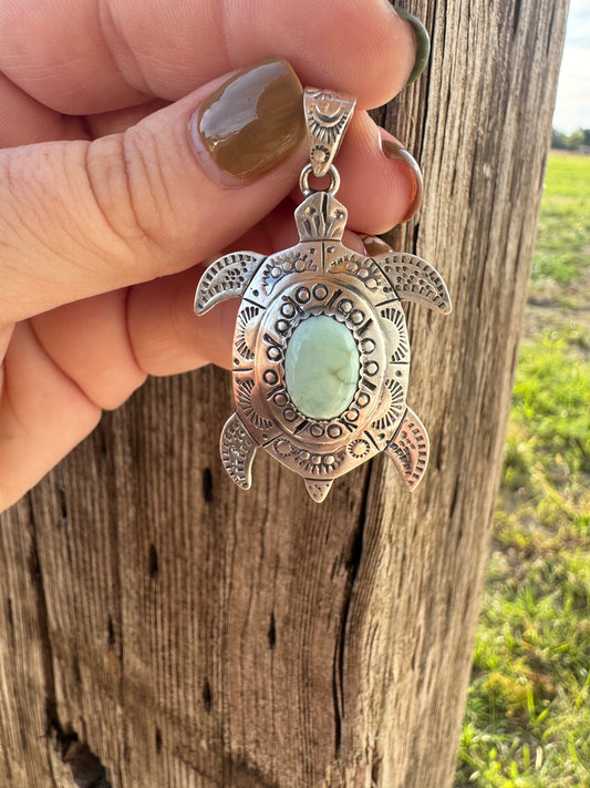 Animal Pendant - Paloma Turtle