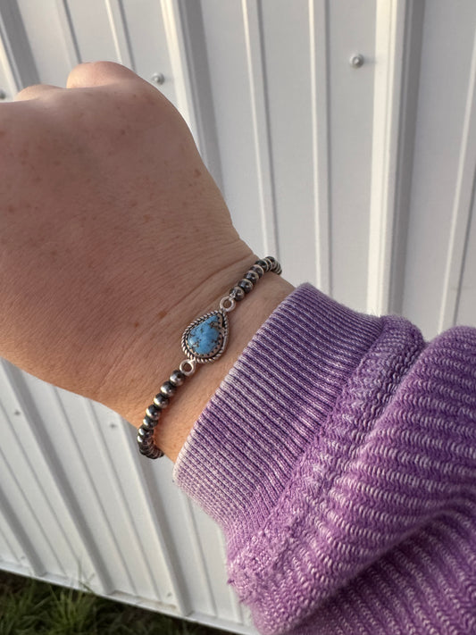 Golden Hills Stretchy Pearls Bracelet