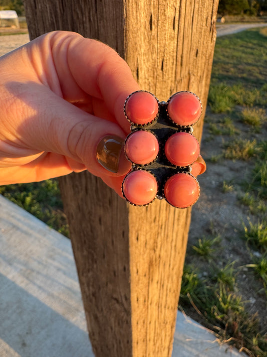 Pink Conch Adjustable Bar Ring